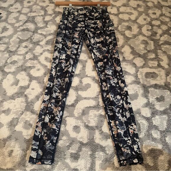 Lululemon Wunder Under High Rise Legging Spring Bloom Multi Blue Floral Size 4 - Picture 2 of 5